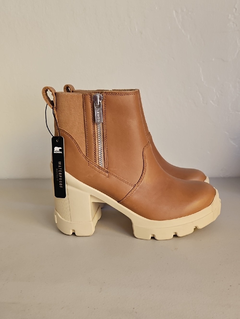 SOREL Caribou X Heeled Boots